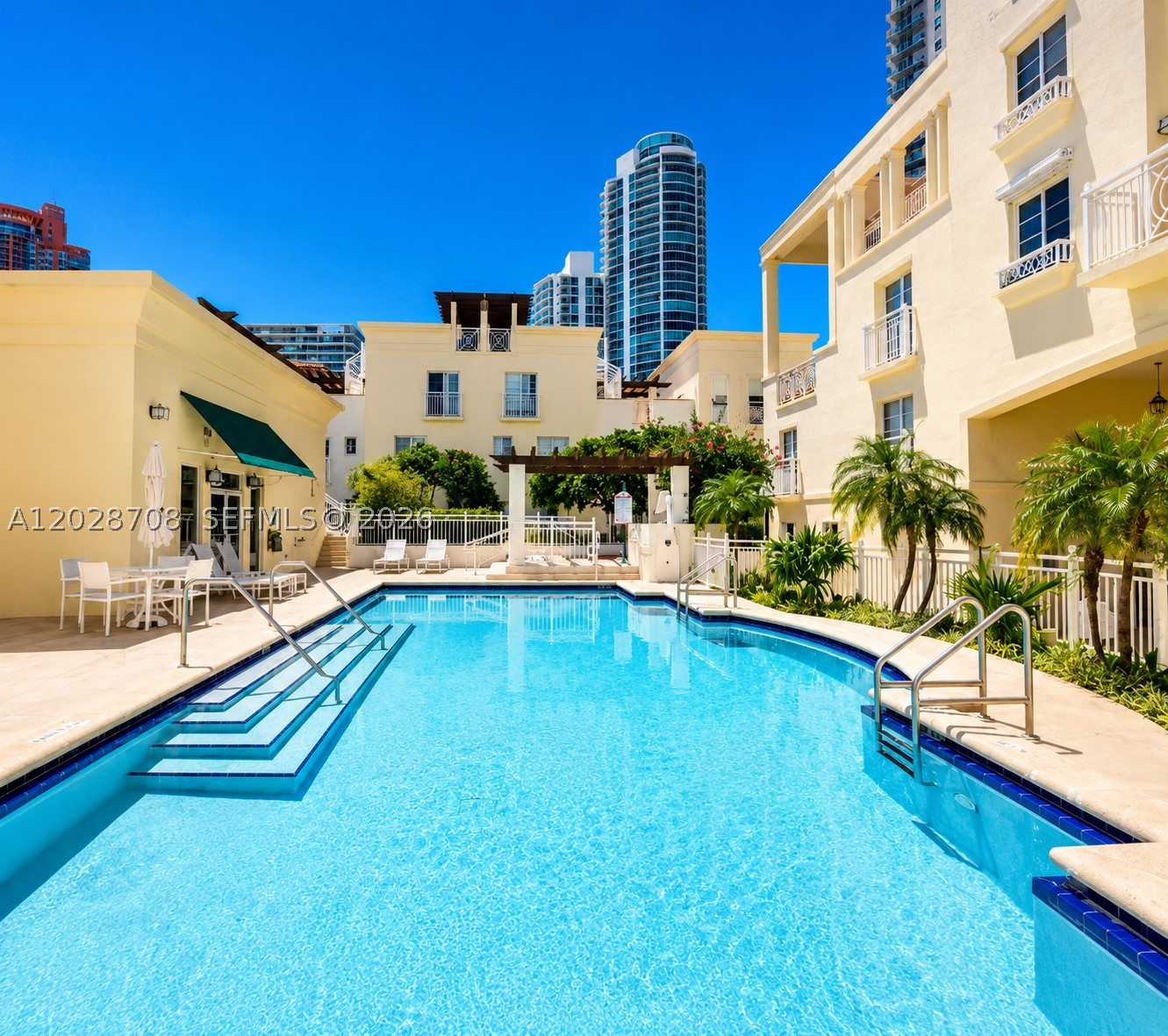 Miami Beach photo 2