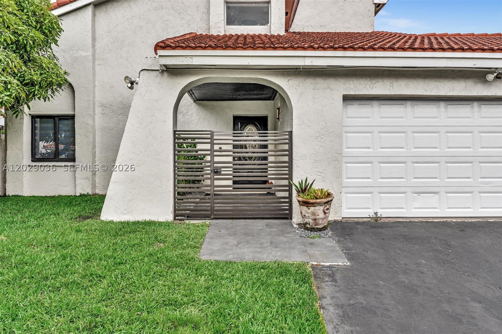 Hialeah photo 5