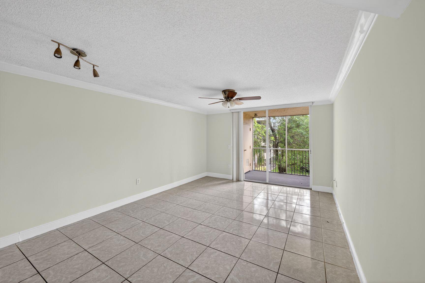 Doral photo 3