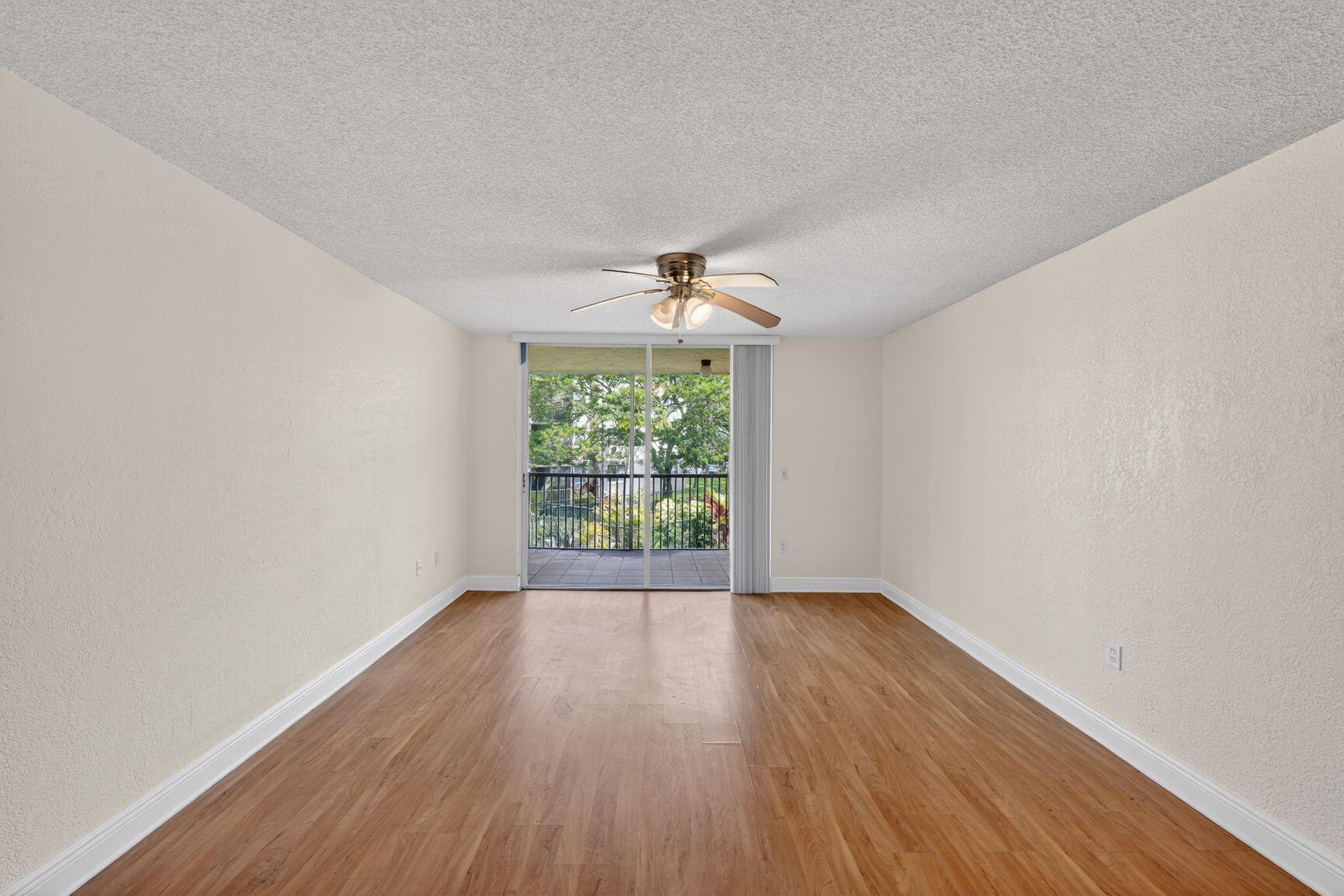Doral photo 3