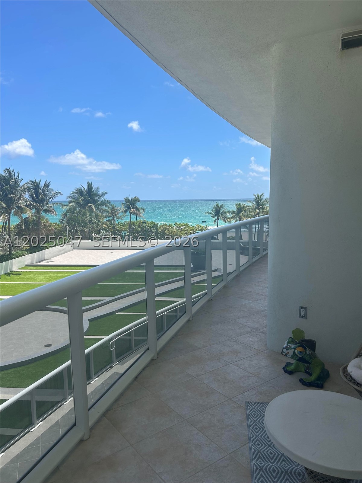 Bal Harbour photo 1