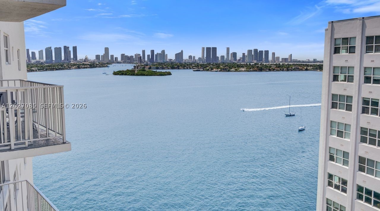 Miami Beach photo 2