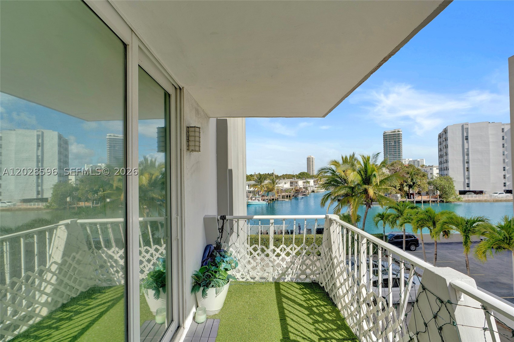 Miami Beach photo 1
