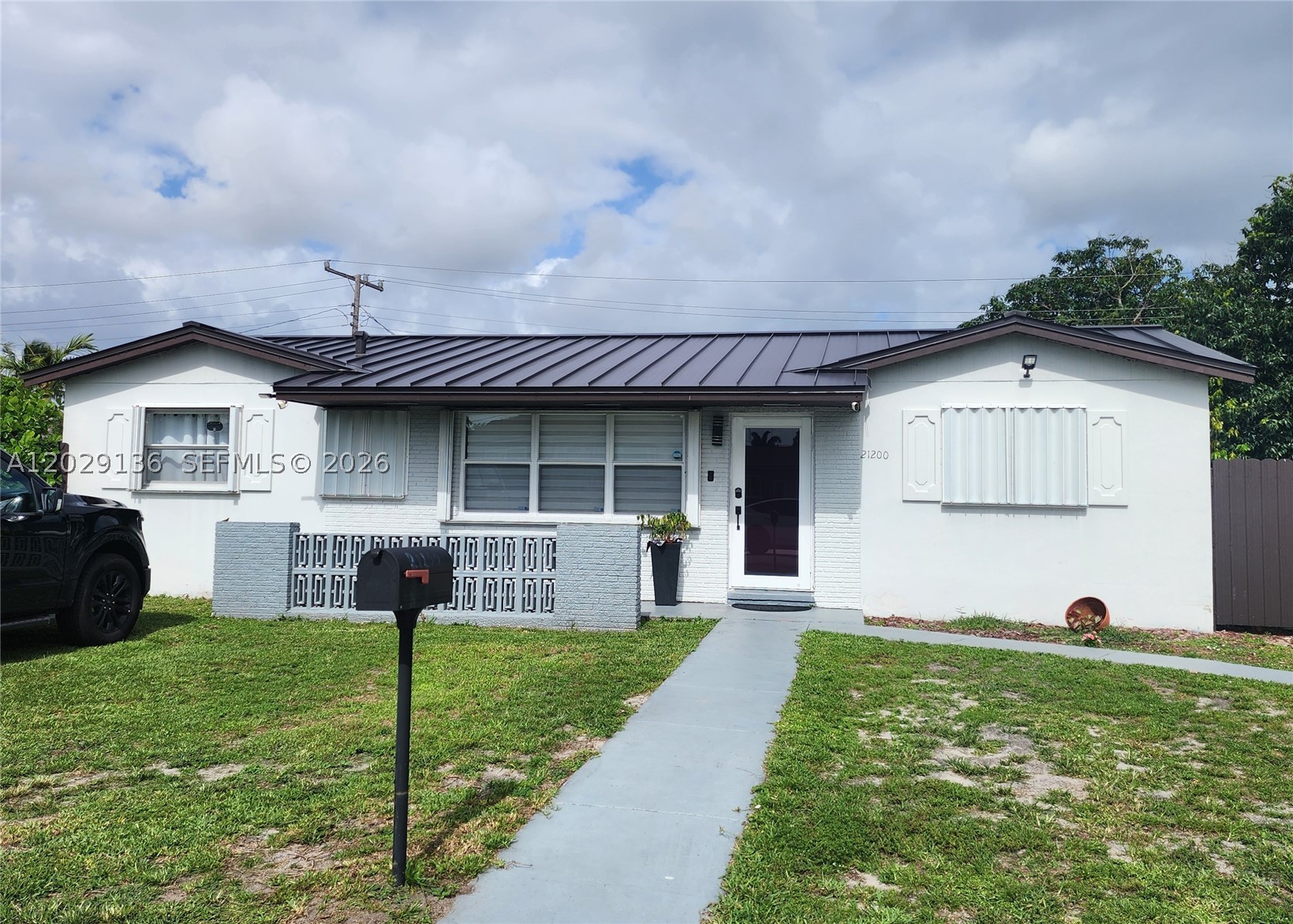 Miami Gardens photo 1