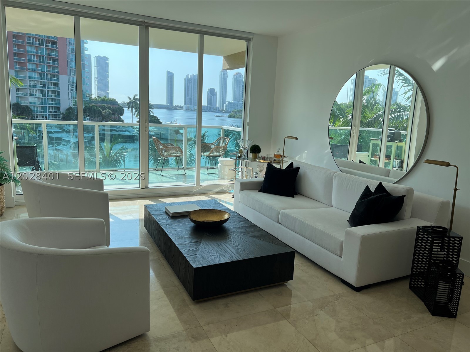 Aventura photo 1