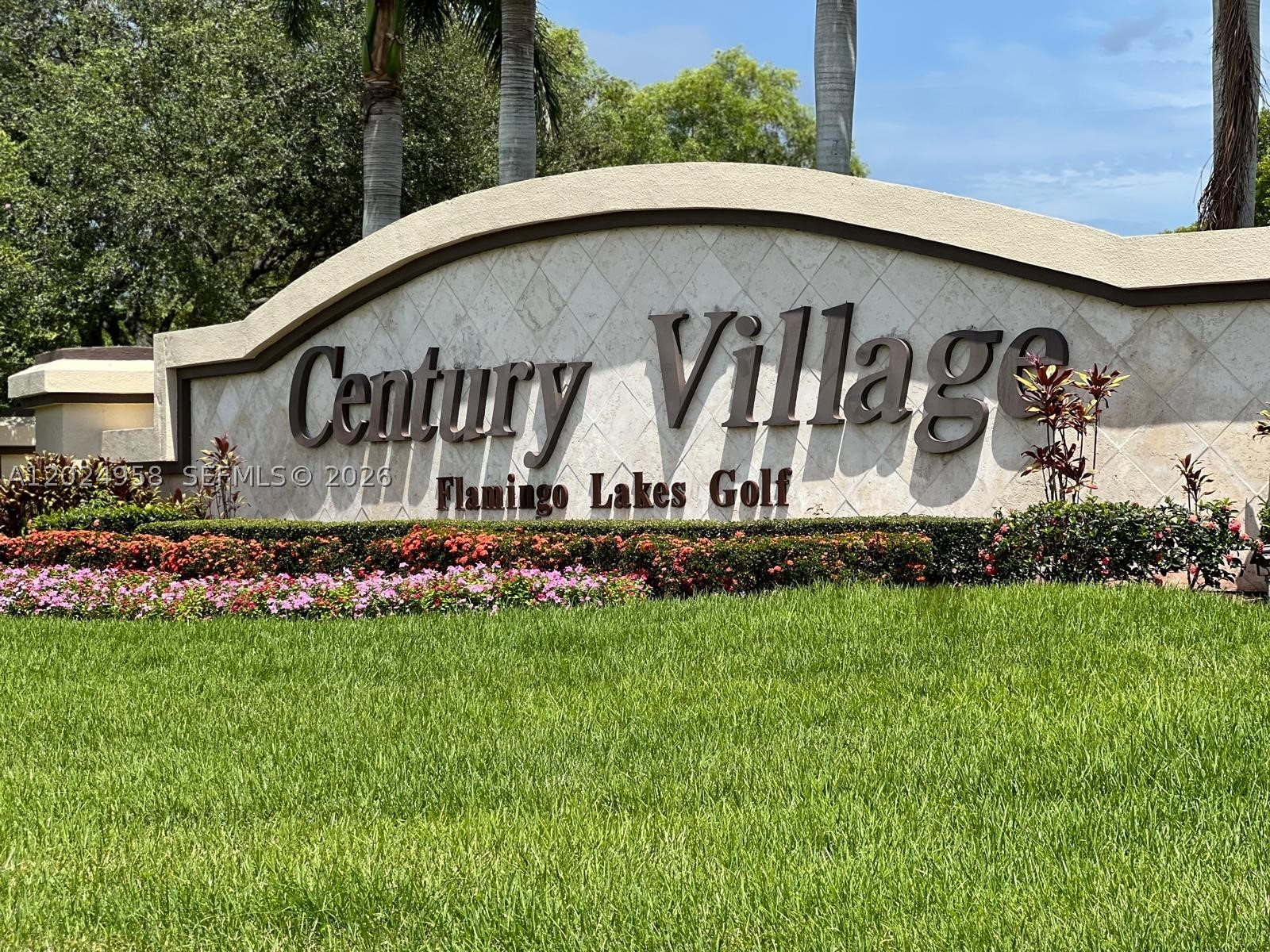 Pembroke Pines photo 1