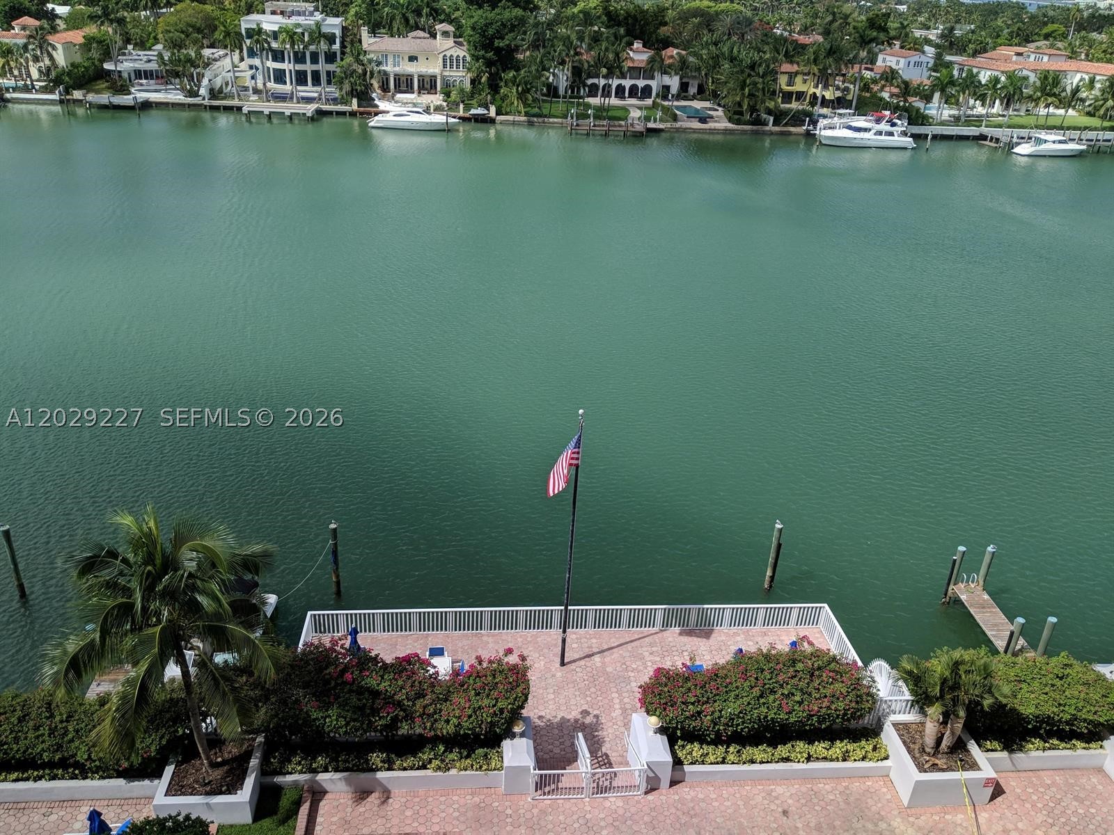 Miami Beach photo 2