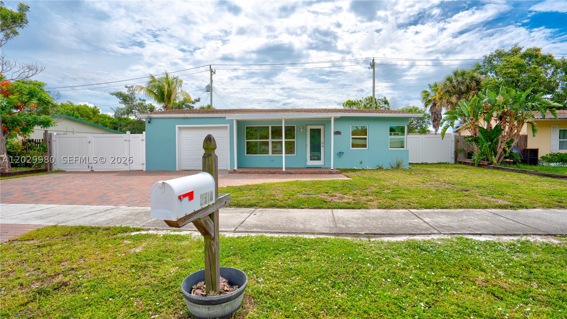 Pompano Beach photo 2