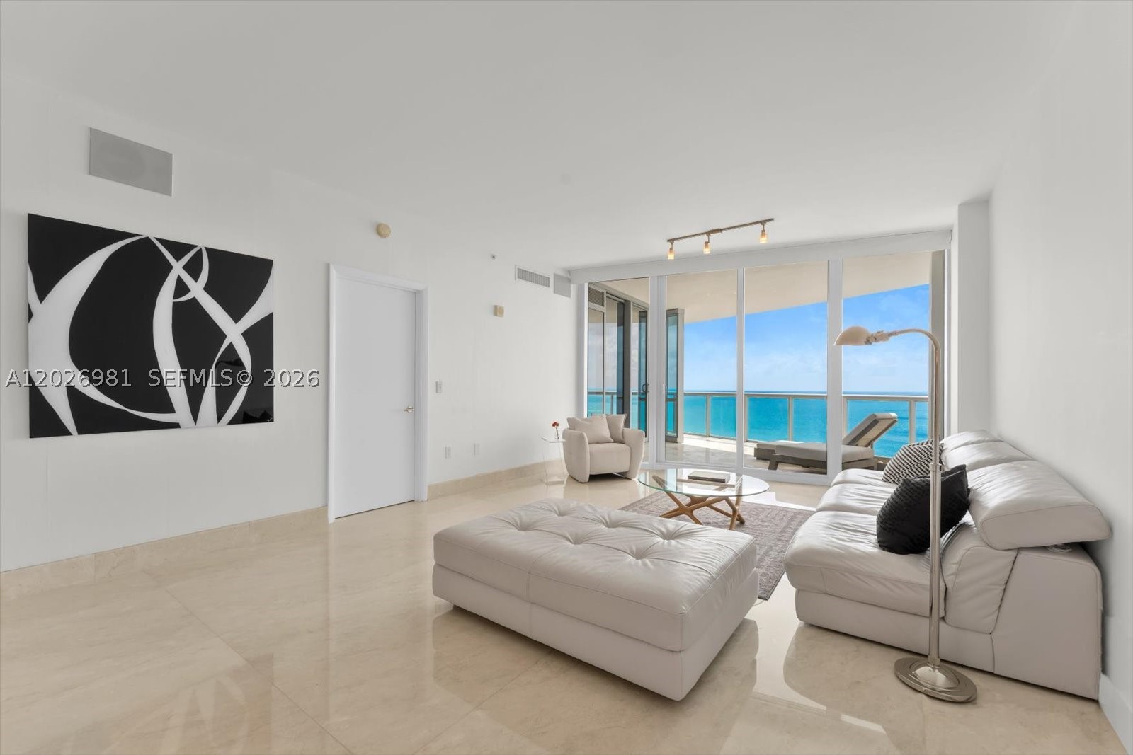 Sunny Isles Beach photo 2