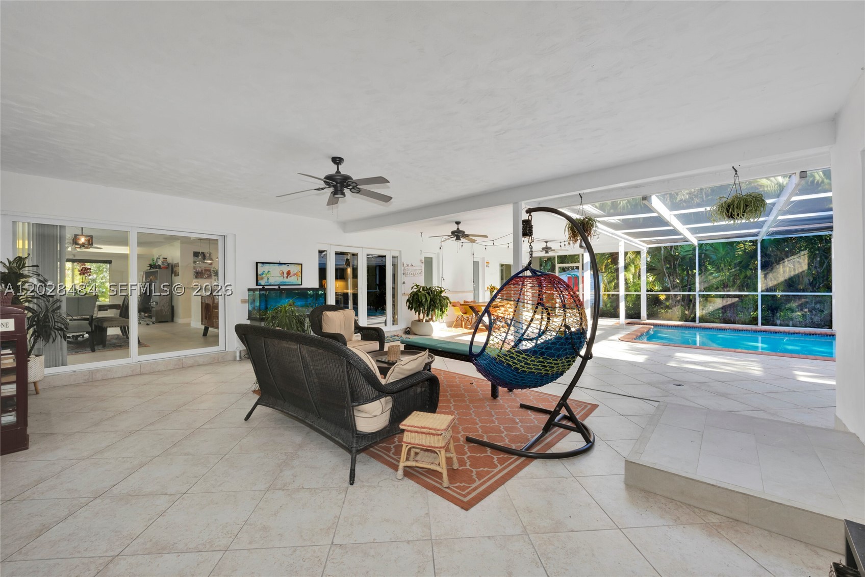 Pinecrest photo 1