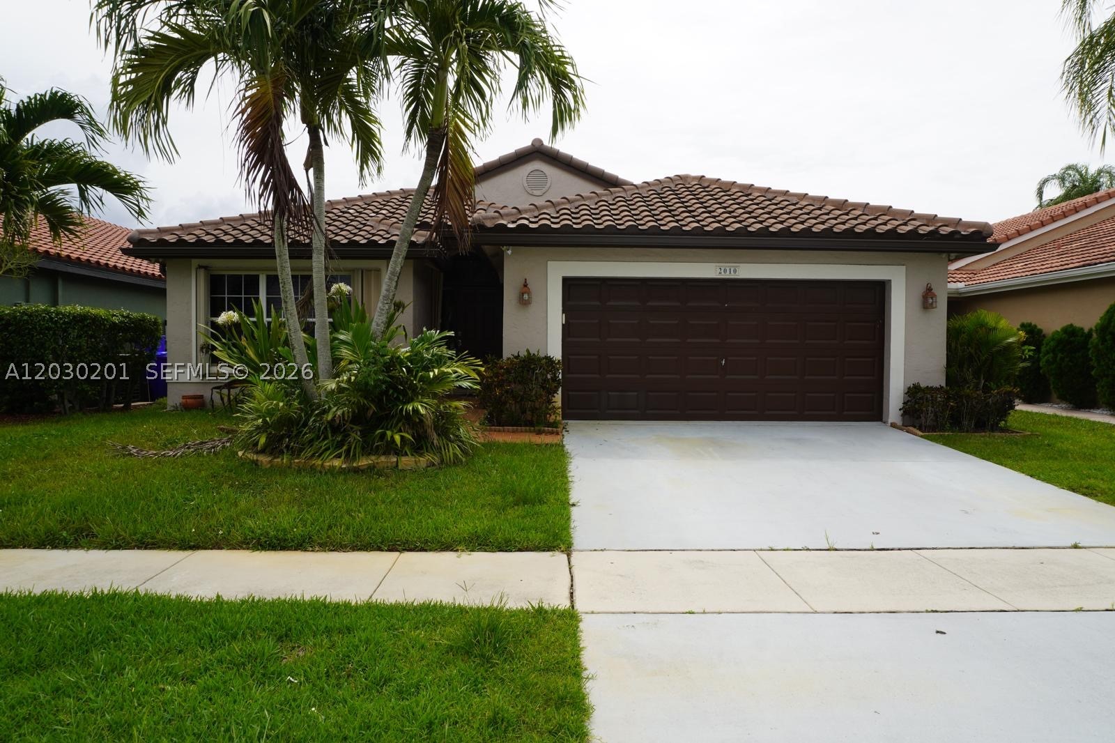 Pembroke Pines photo 4