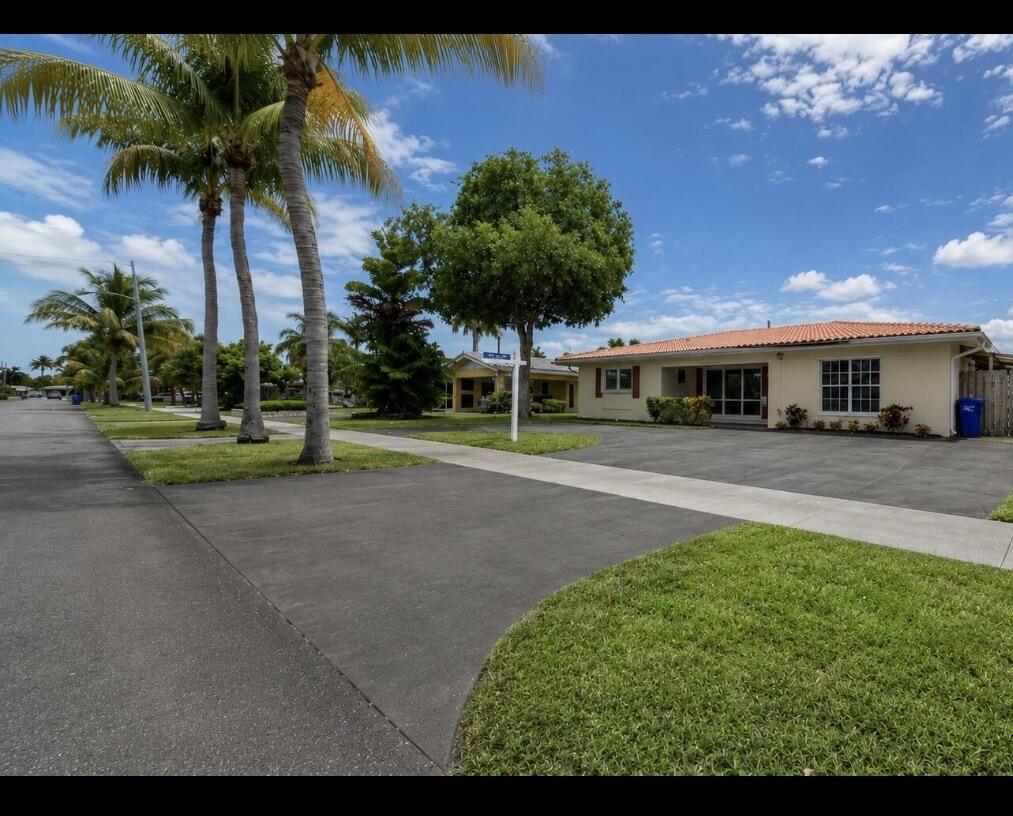 Pompano Beach photo 1