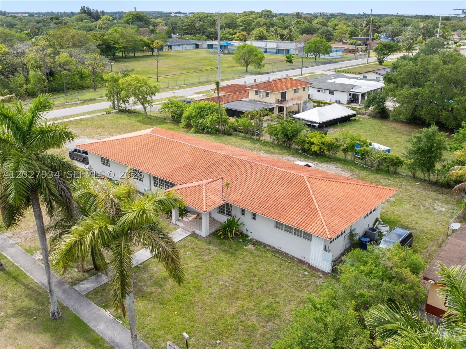 Miami Gardens photo 1