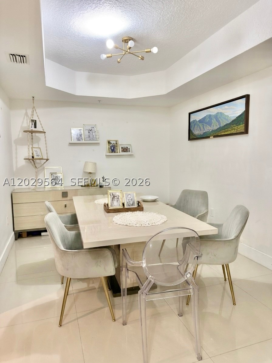Doral photo 2