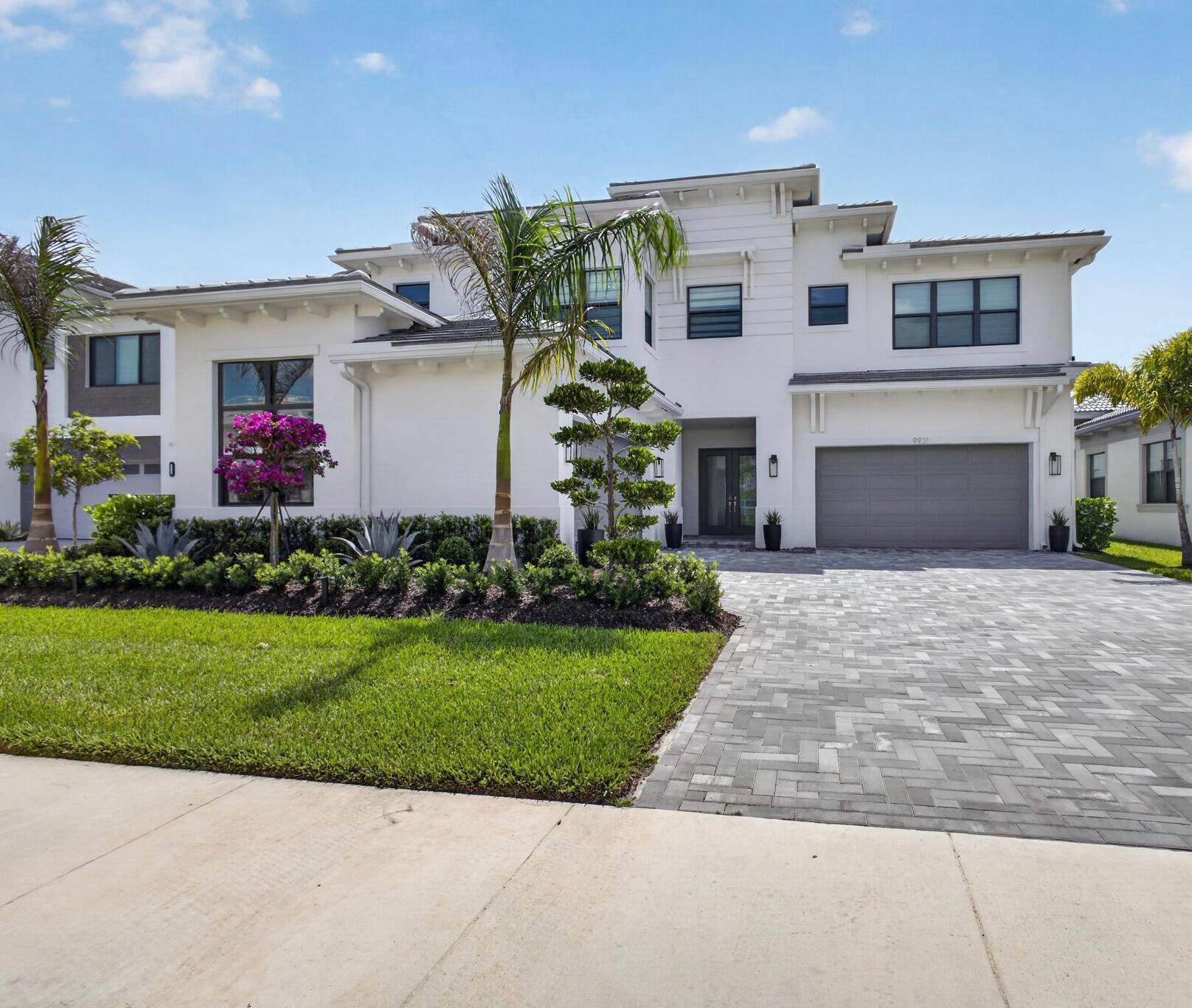 Palm Beach Gardens photo 1
