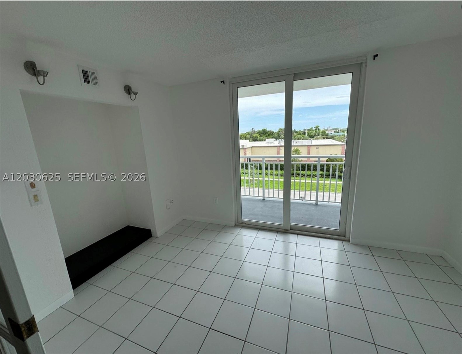 Miami photo 1