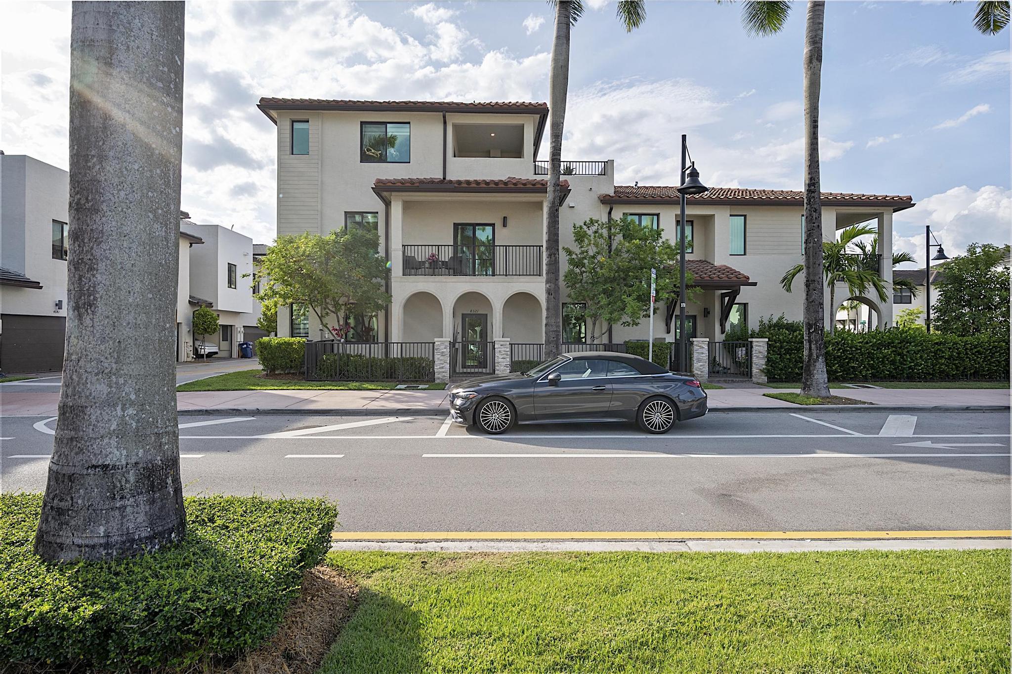 Doral photo 4
