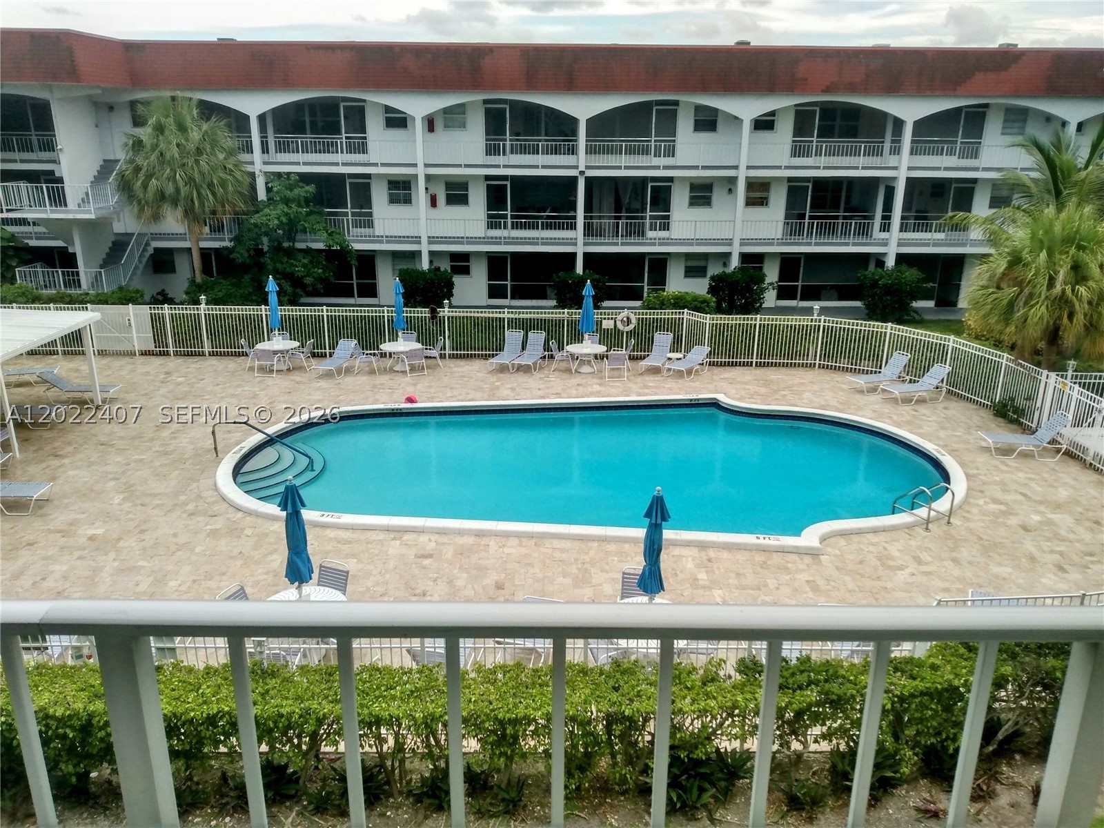 Hallandale Beach photo 1