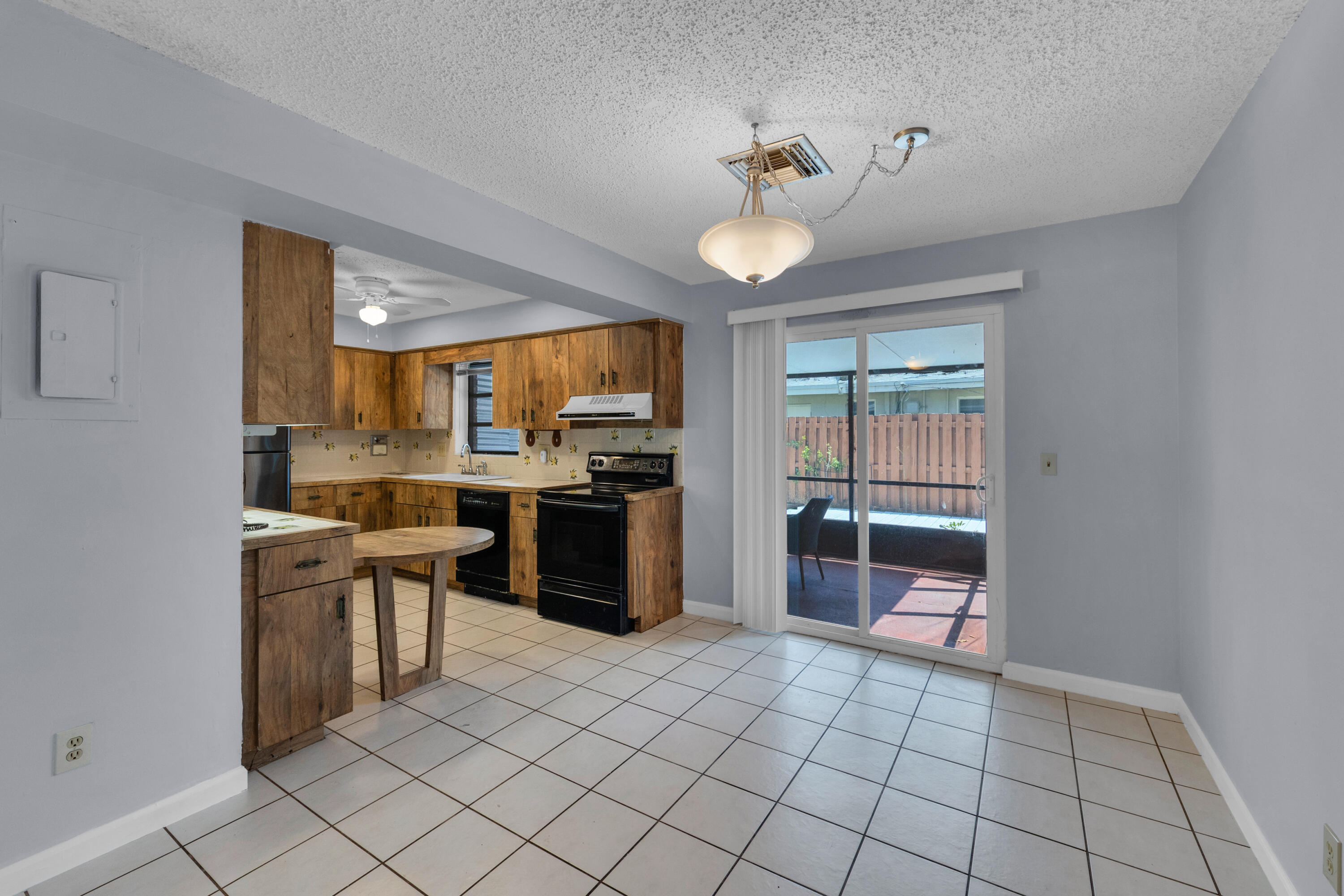 Wilton Manors photo 5