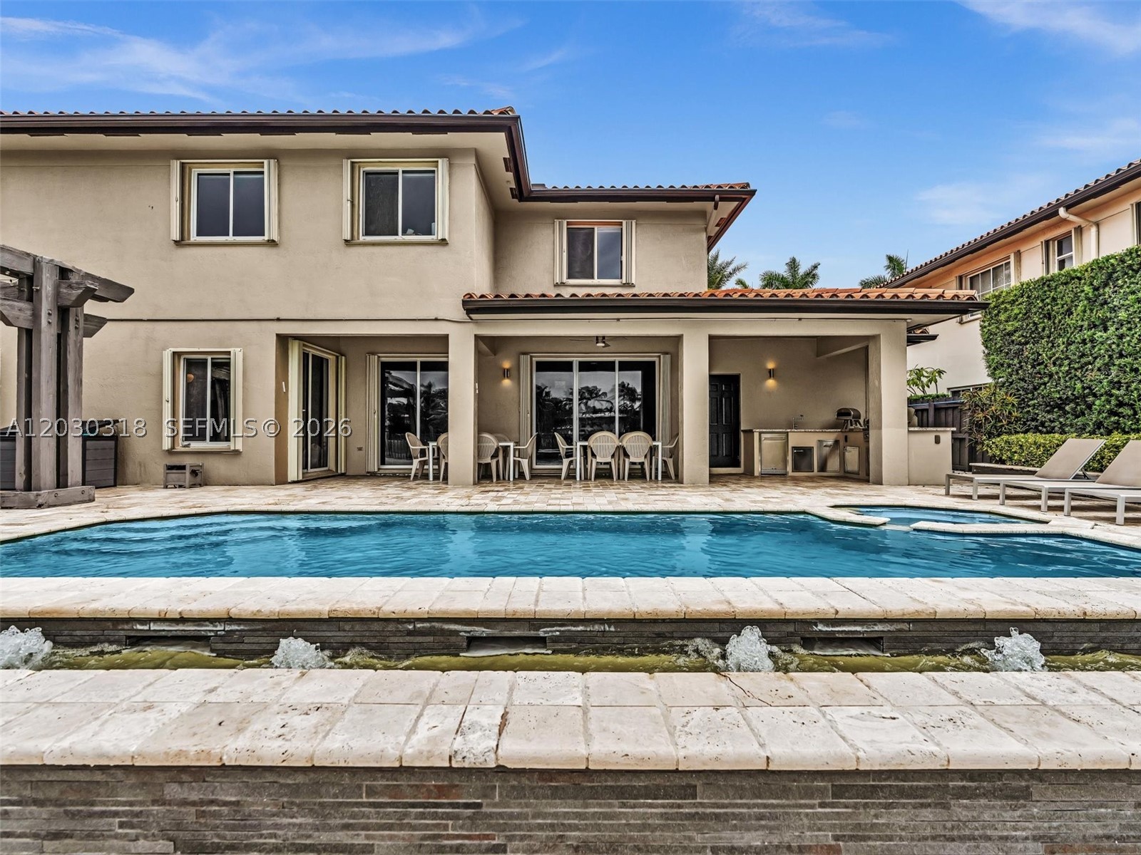 Miami Lakes photo 2