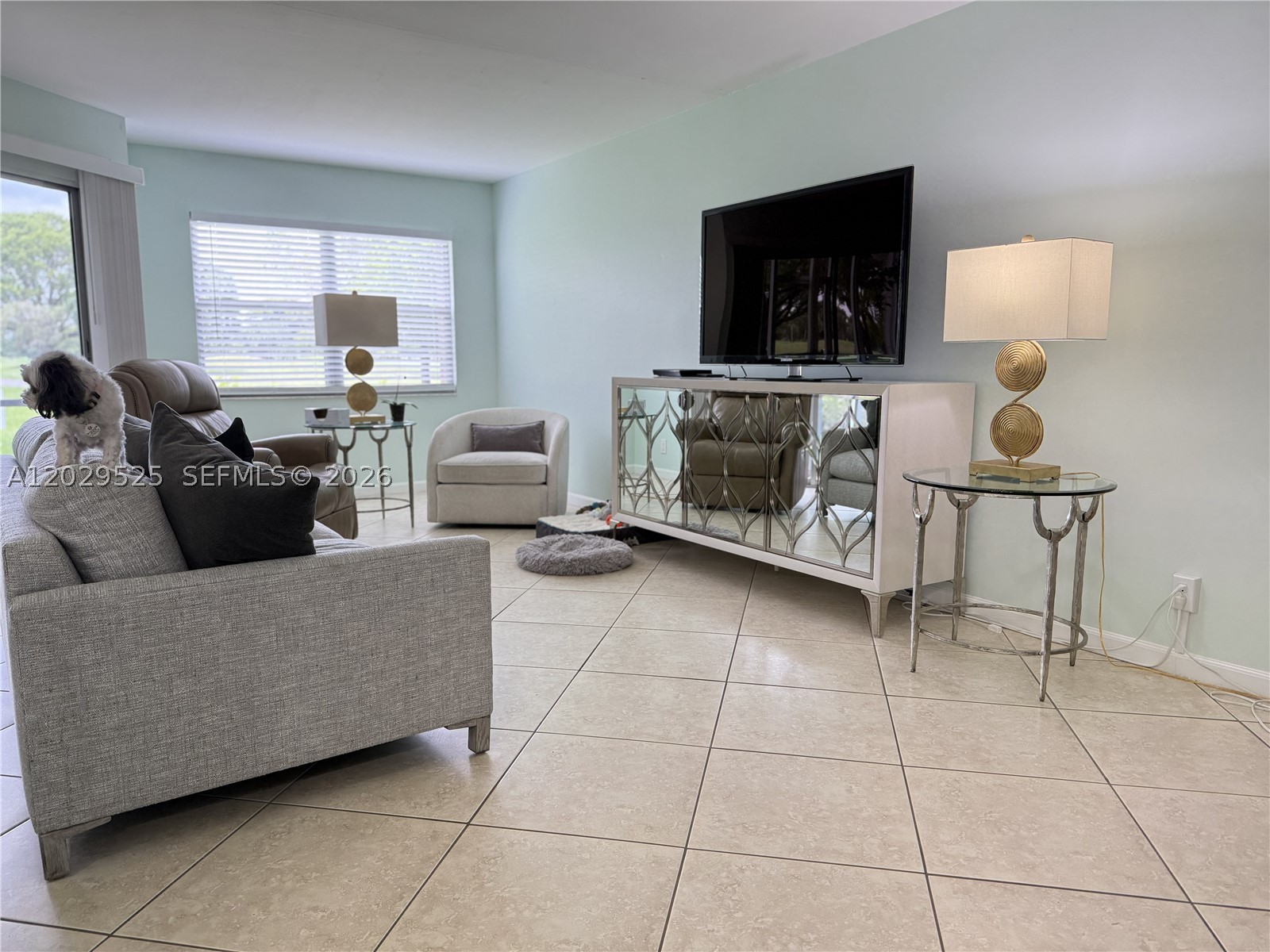 Pembroke Pines photo 1