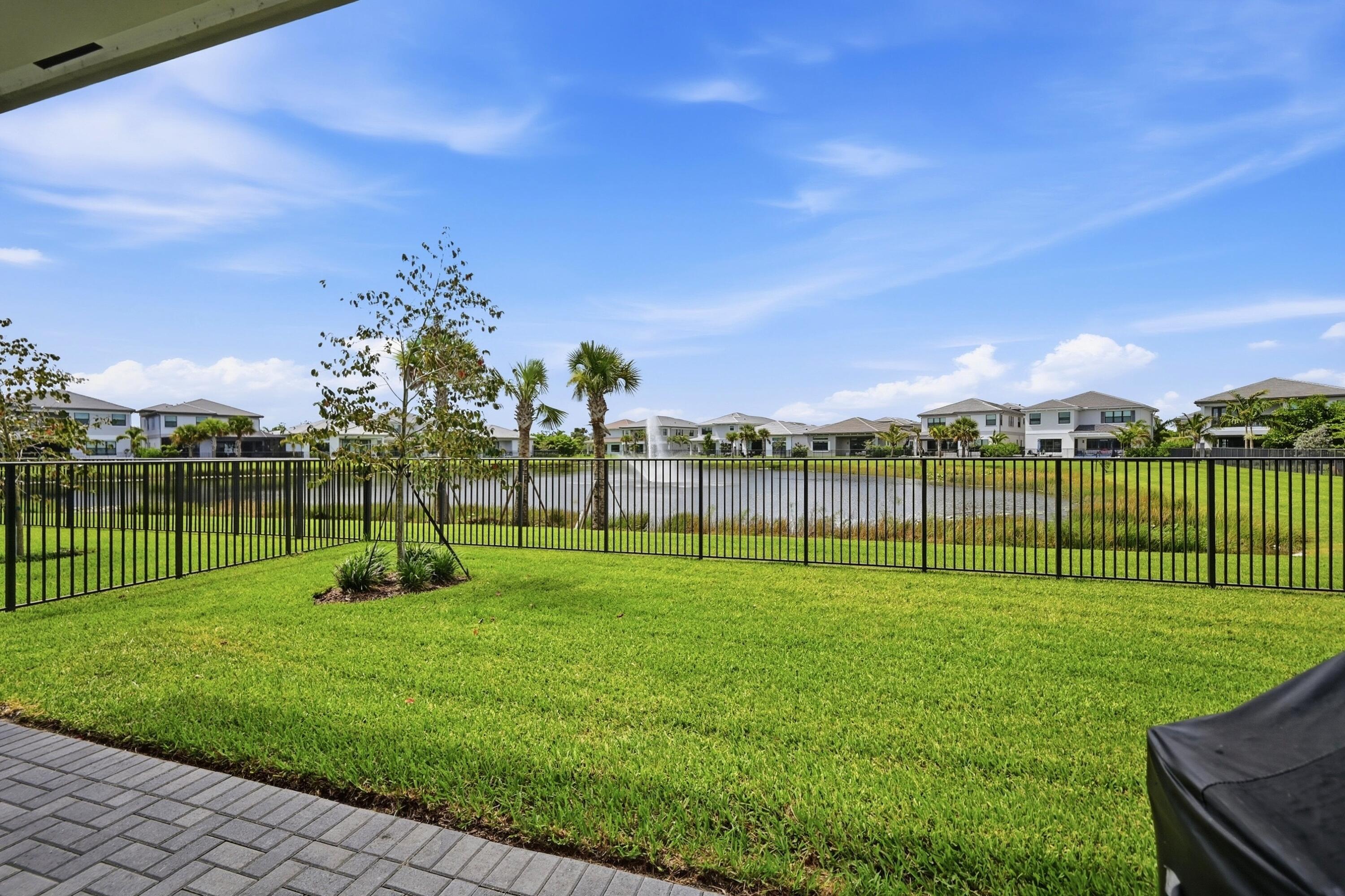 Palm Beach Gardens photo 4