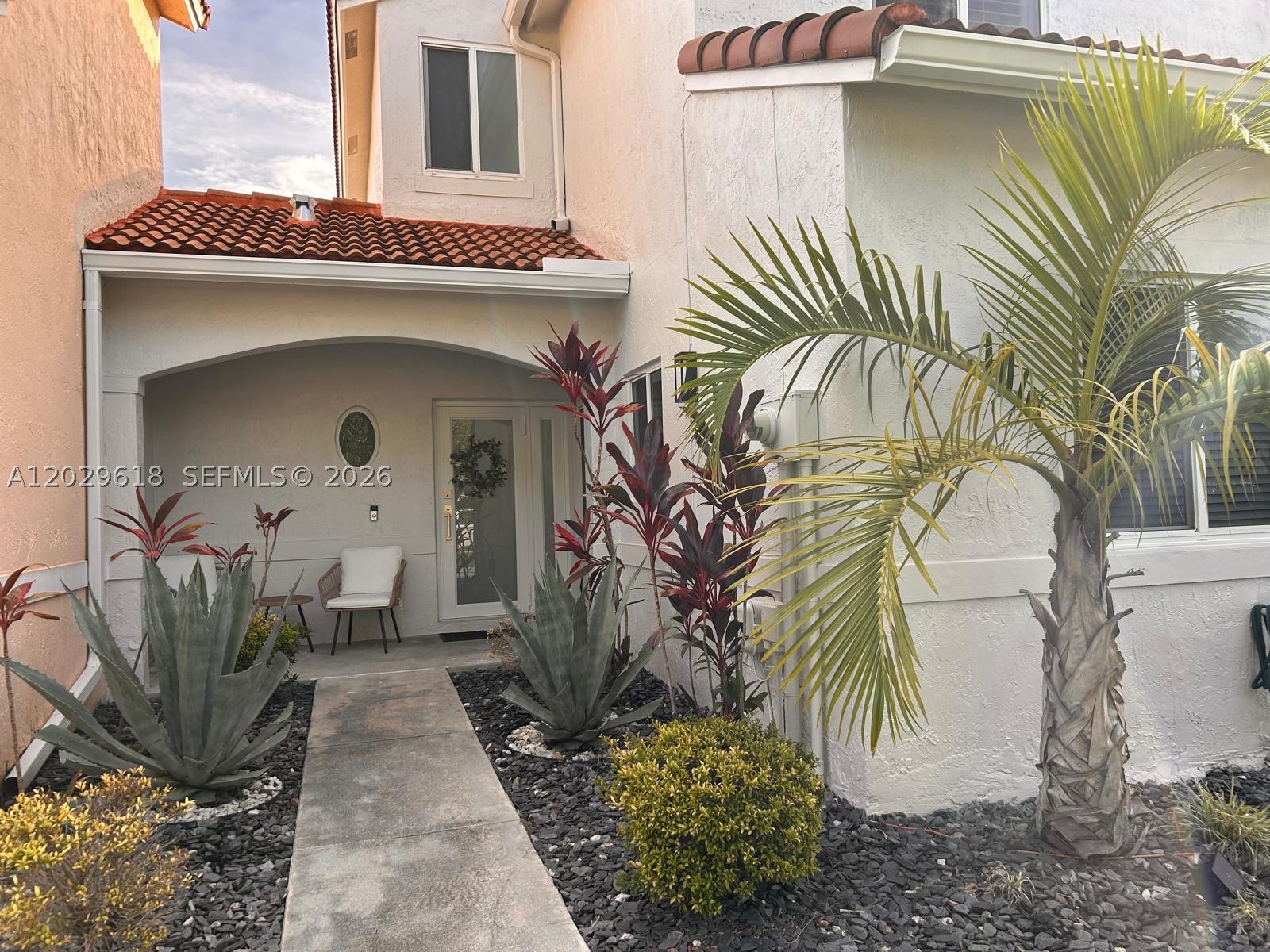 Pembroke Pines photo 4