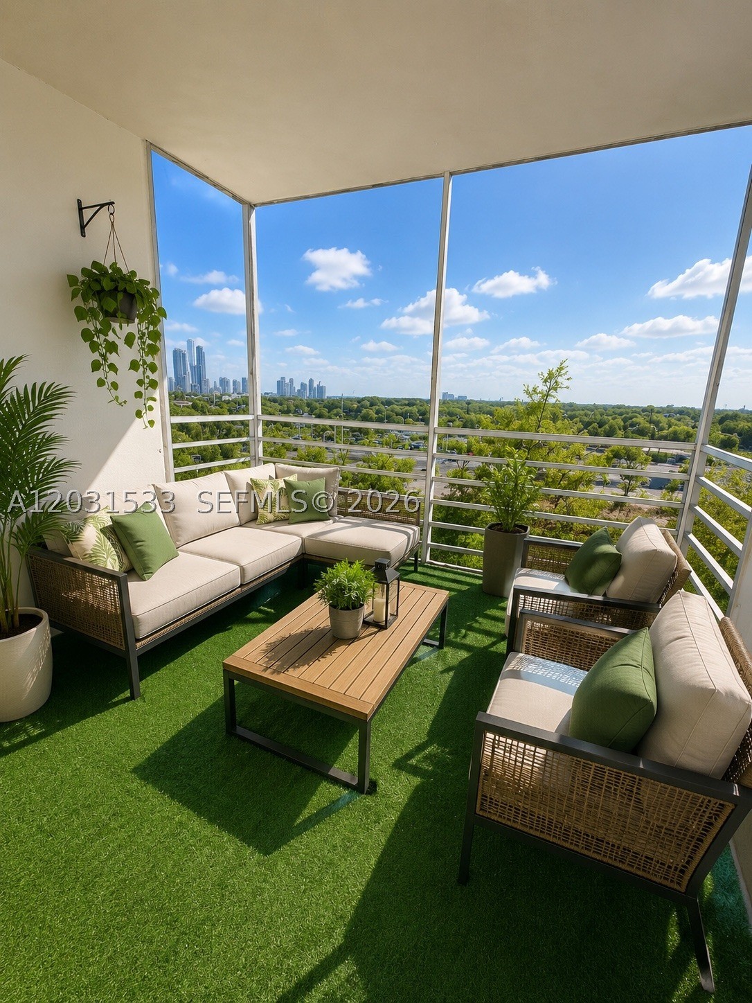 North Miami Beach photo 5