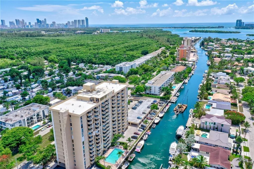 North Miami photo 1