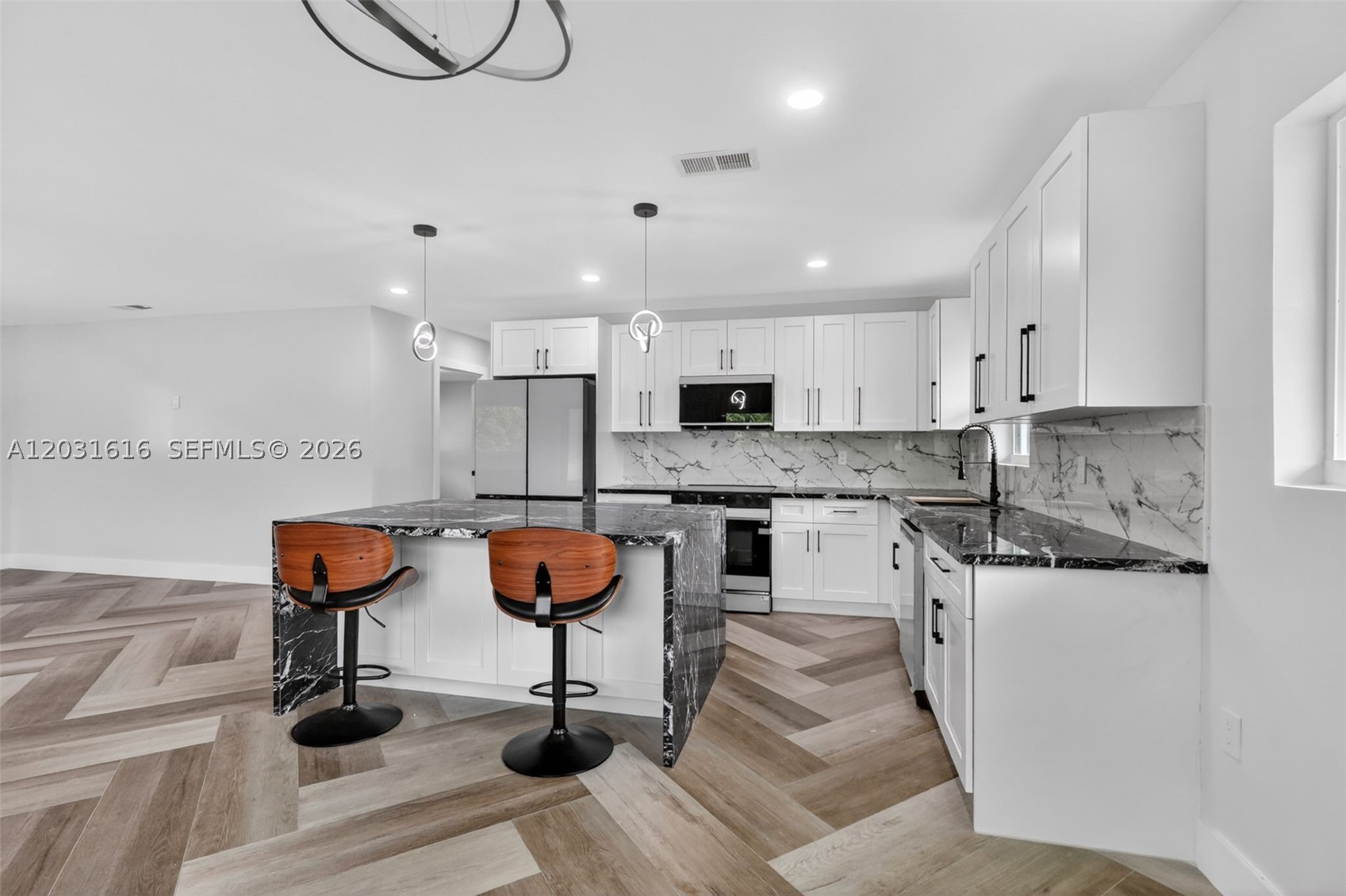 North Miami Beach photo 4
