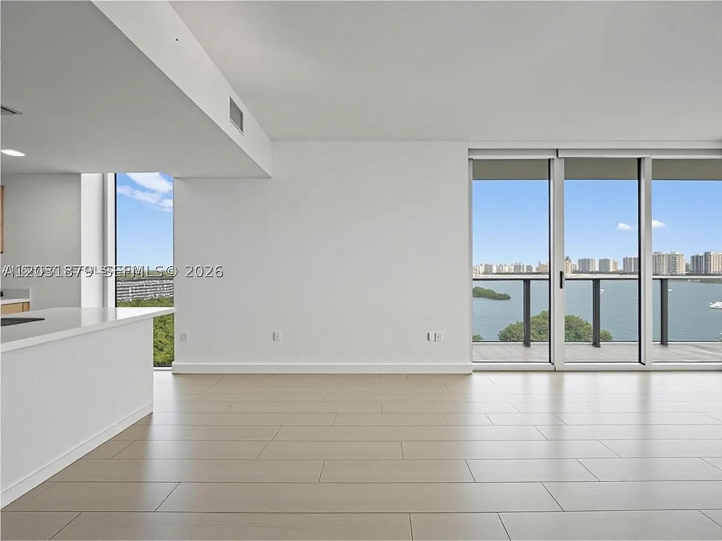 North Miami Beach photo 2