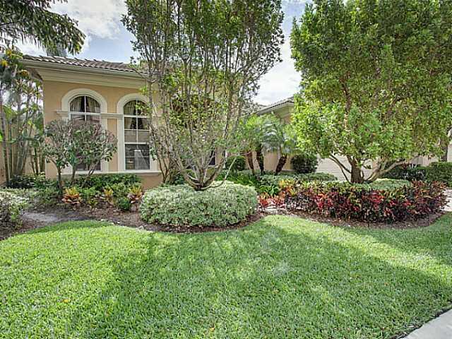 Palm Beach Gardens photo 1