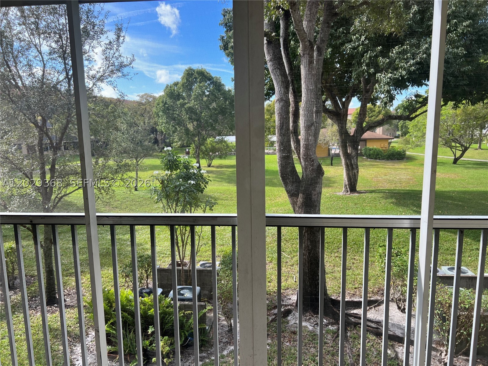 Pembroke Pines photo 3