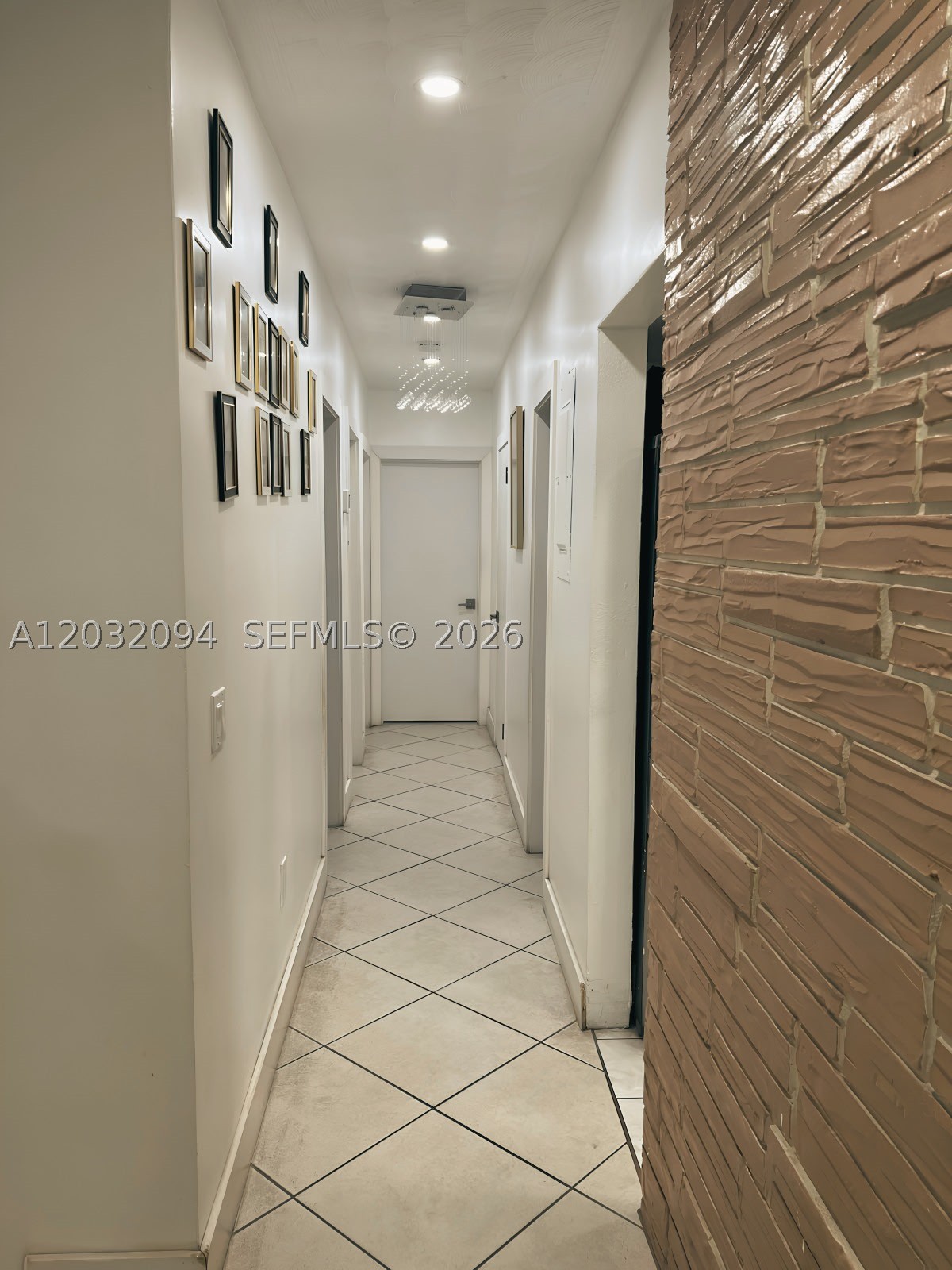 Miramar photo 5