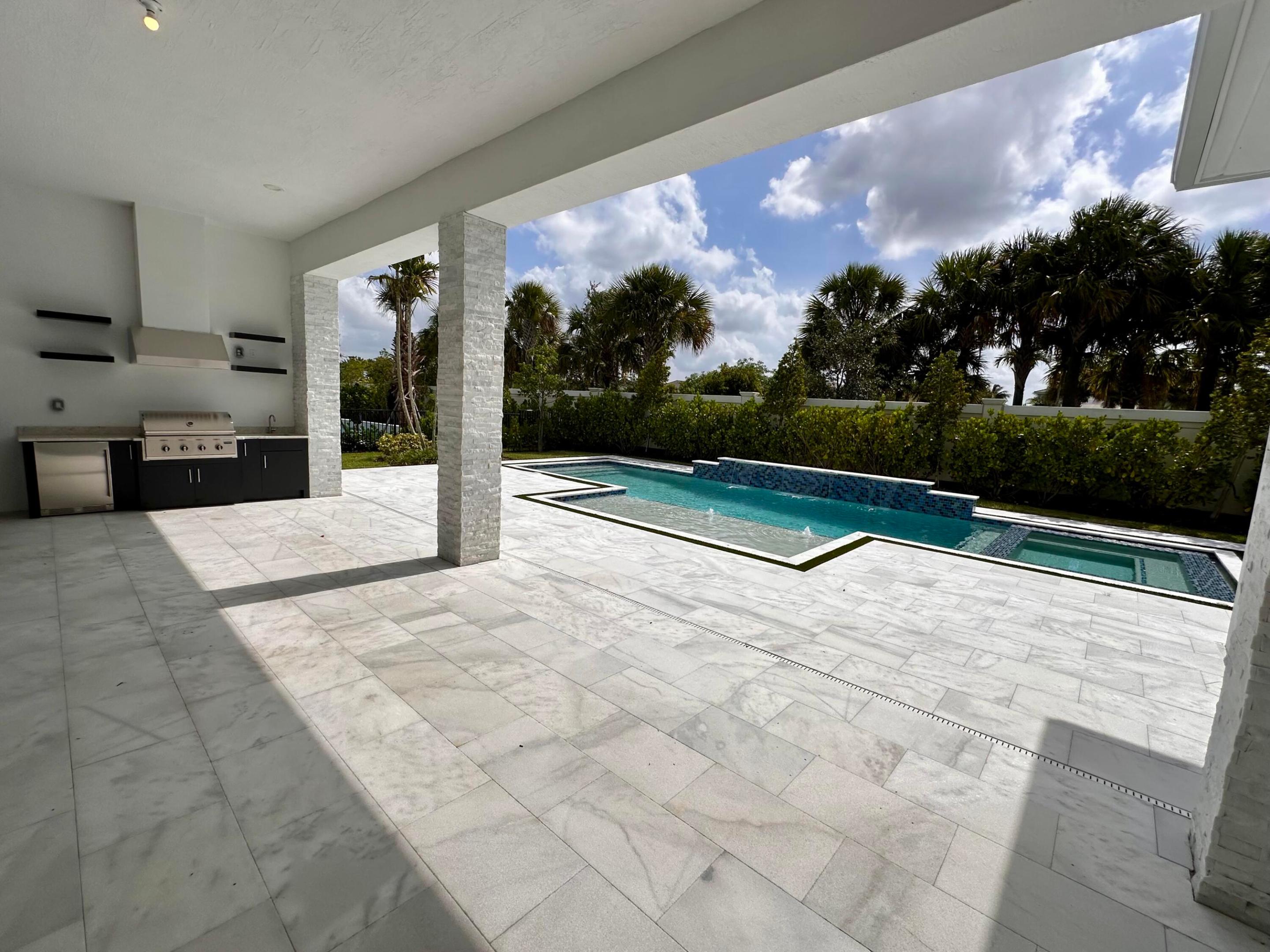 Palm Beach Gardens photo 4