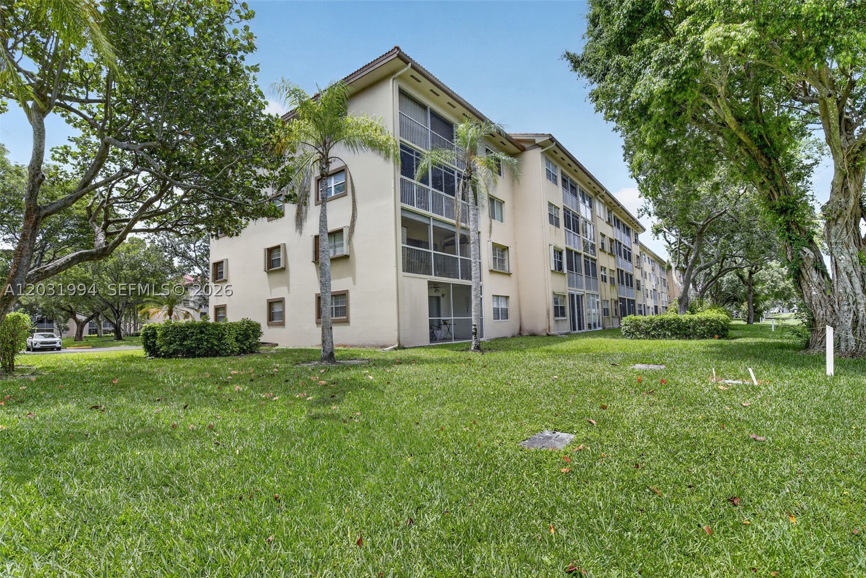 Pembroke Pines photo 3