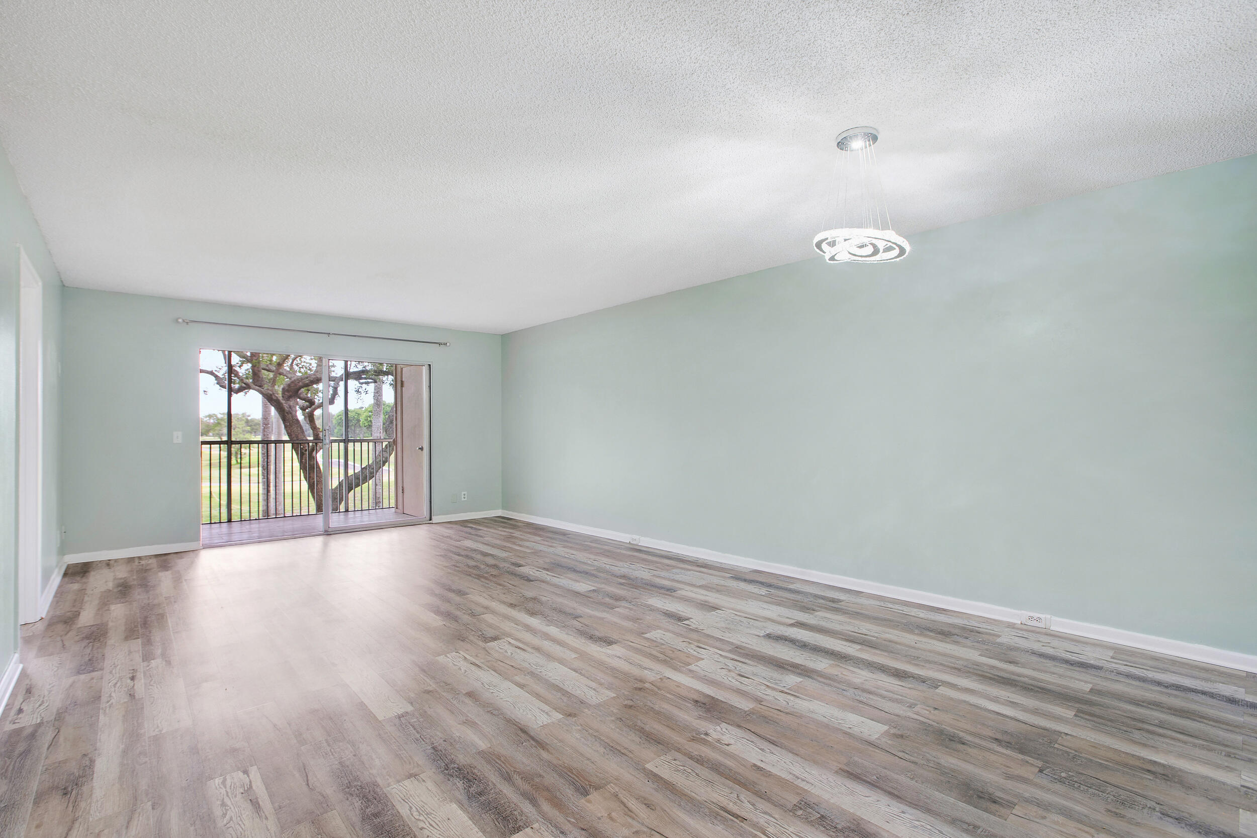 Pembroke Pines photo 2