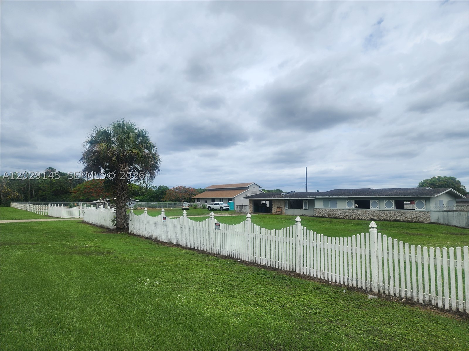 Homestead photo 1
