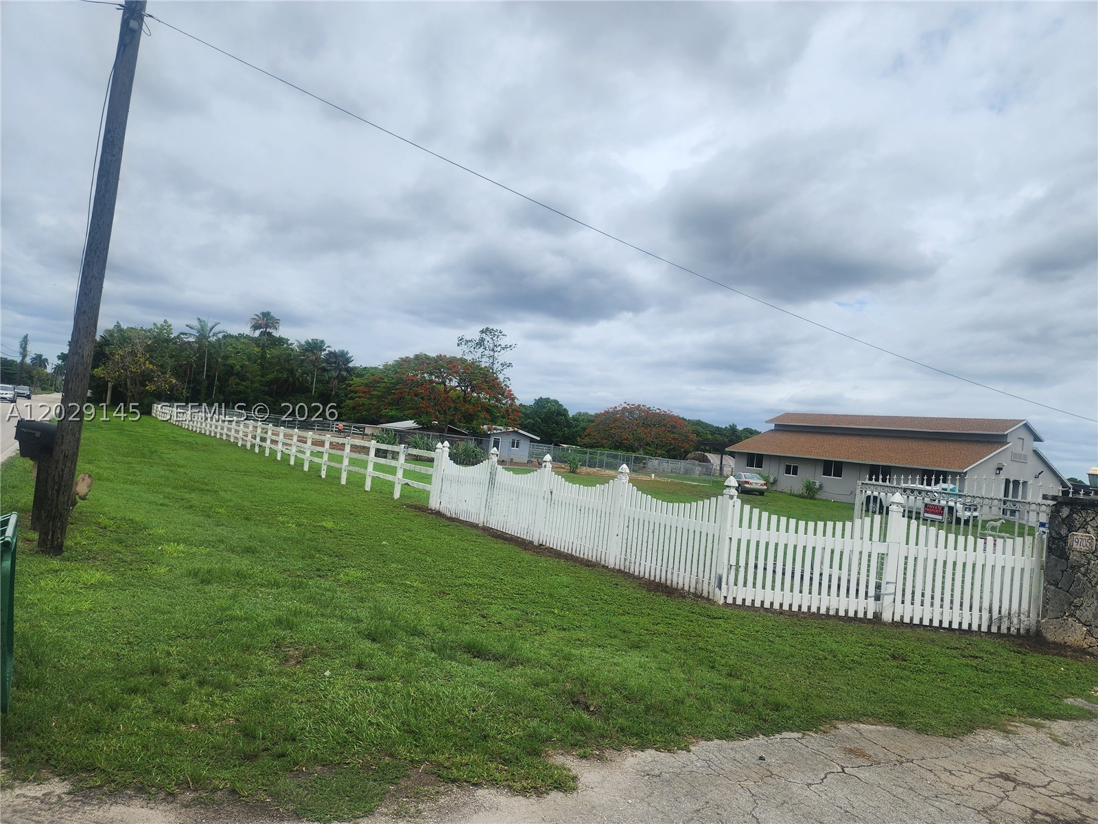 Homestead photo 2