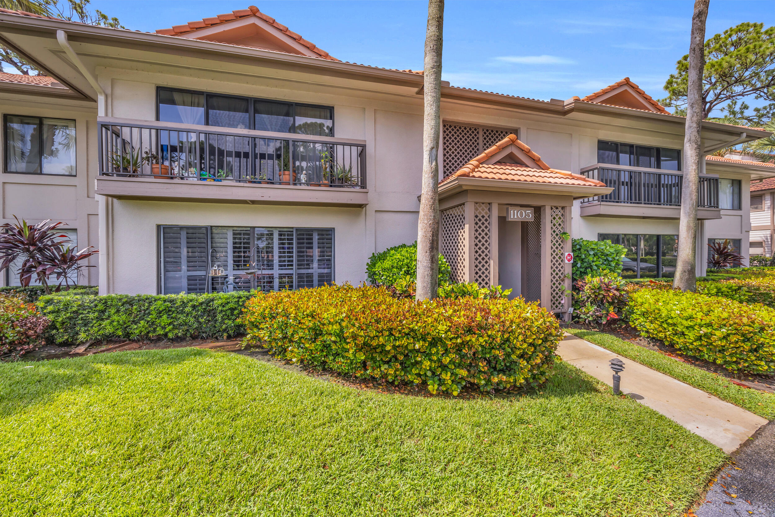 Palm Beach Gardens photo 1