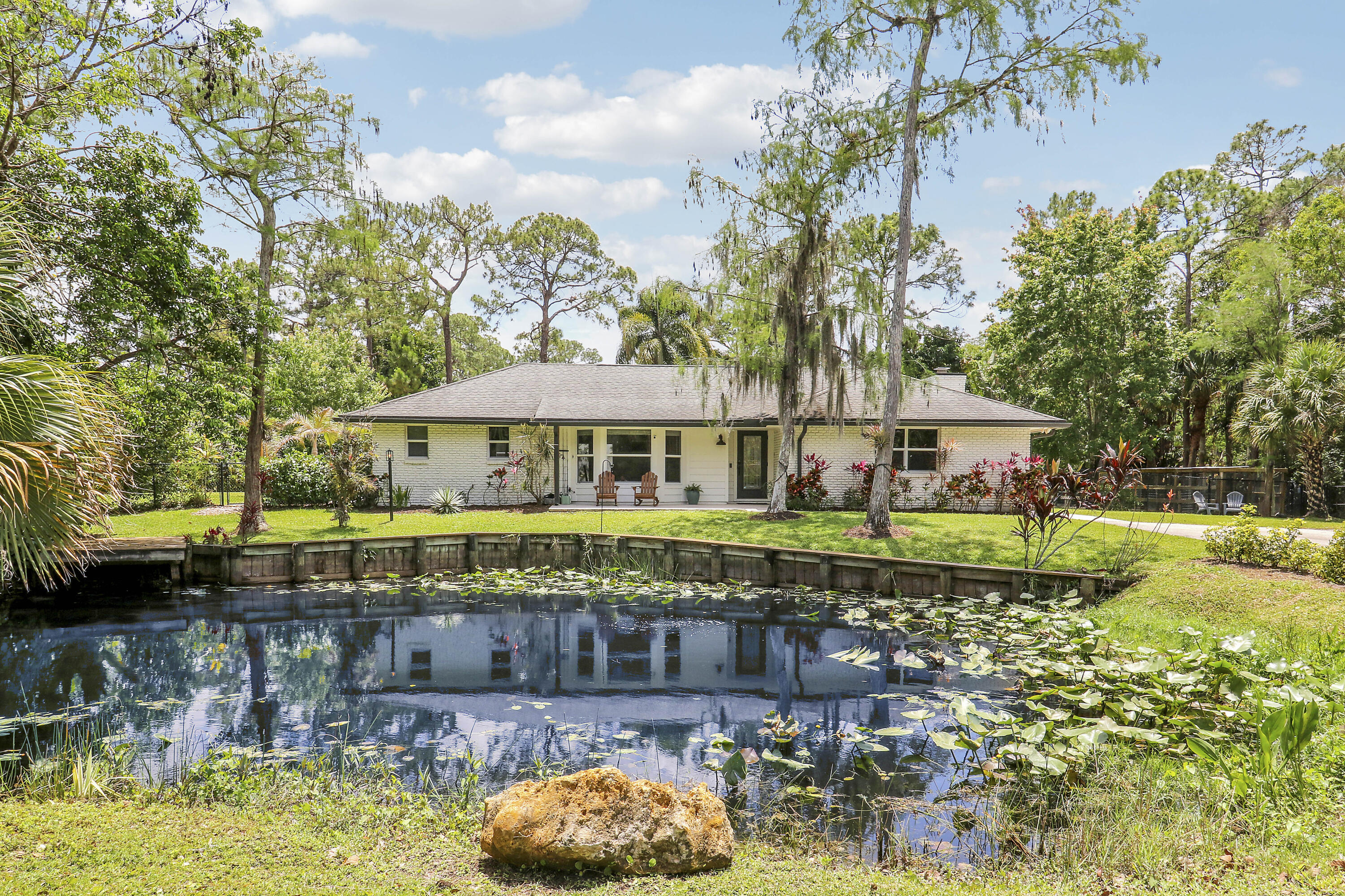 Palm Beach Gardens photo 3