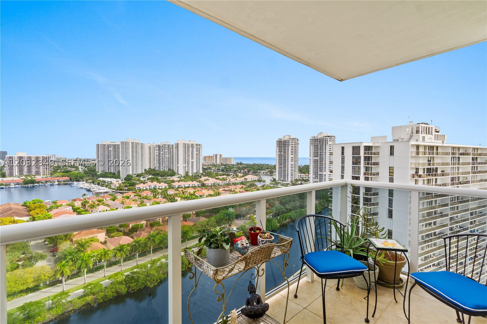 Aventura photo 1
