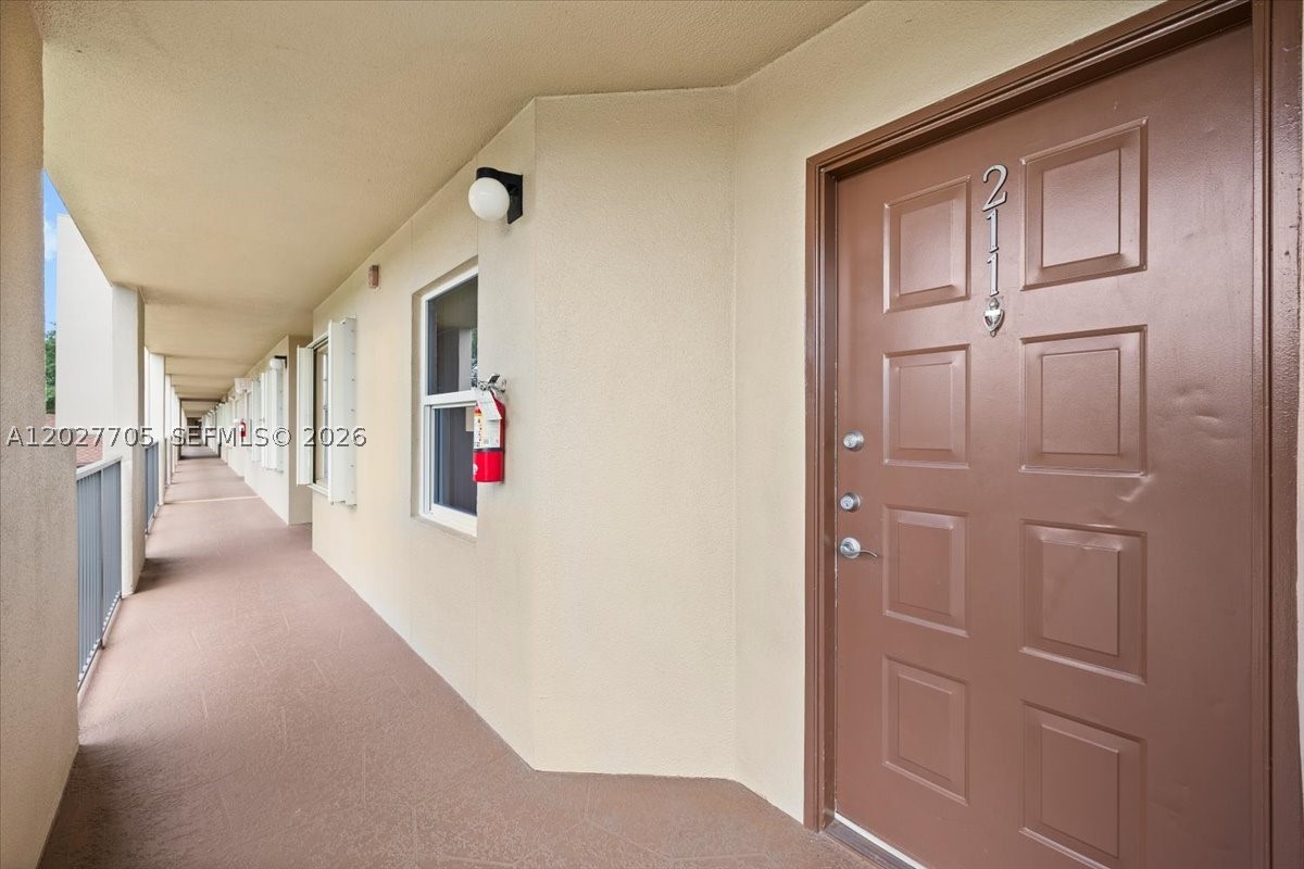 Pembroke Pines photo 4