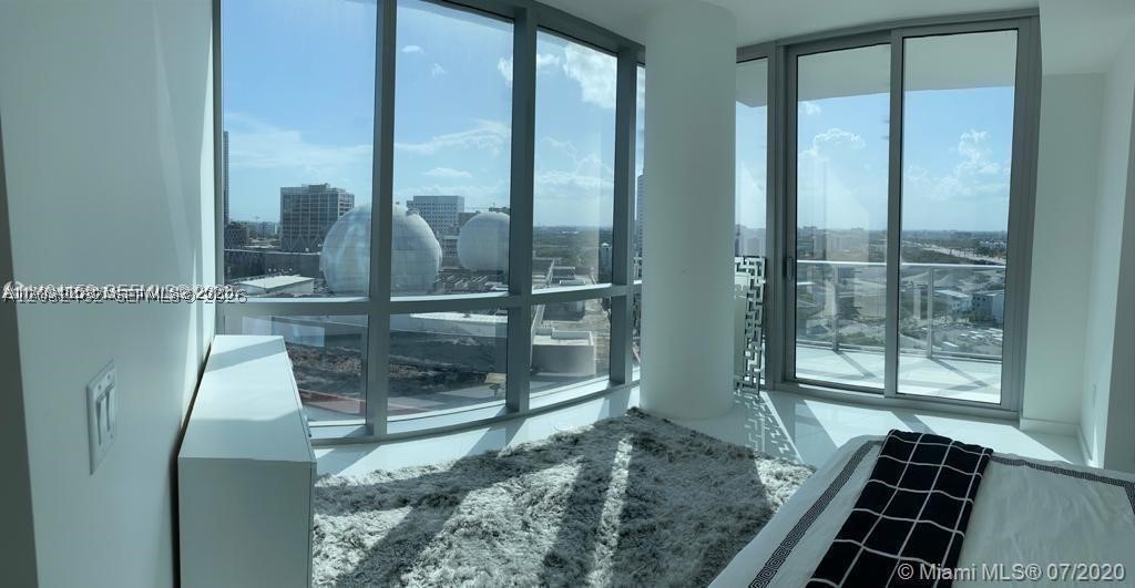 Miami photo 4