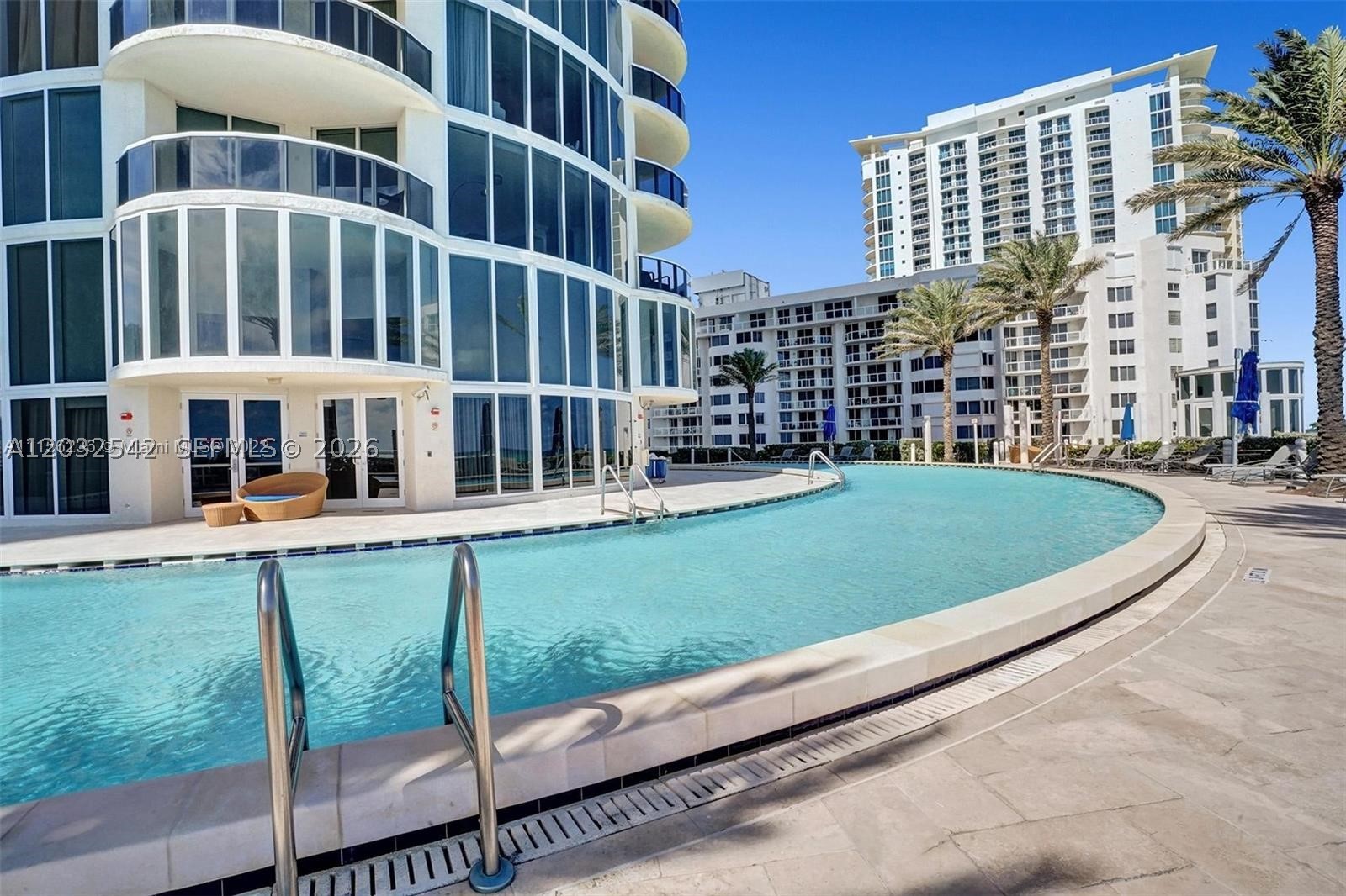 Sunny Isles Beach photo 1