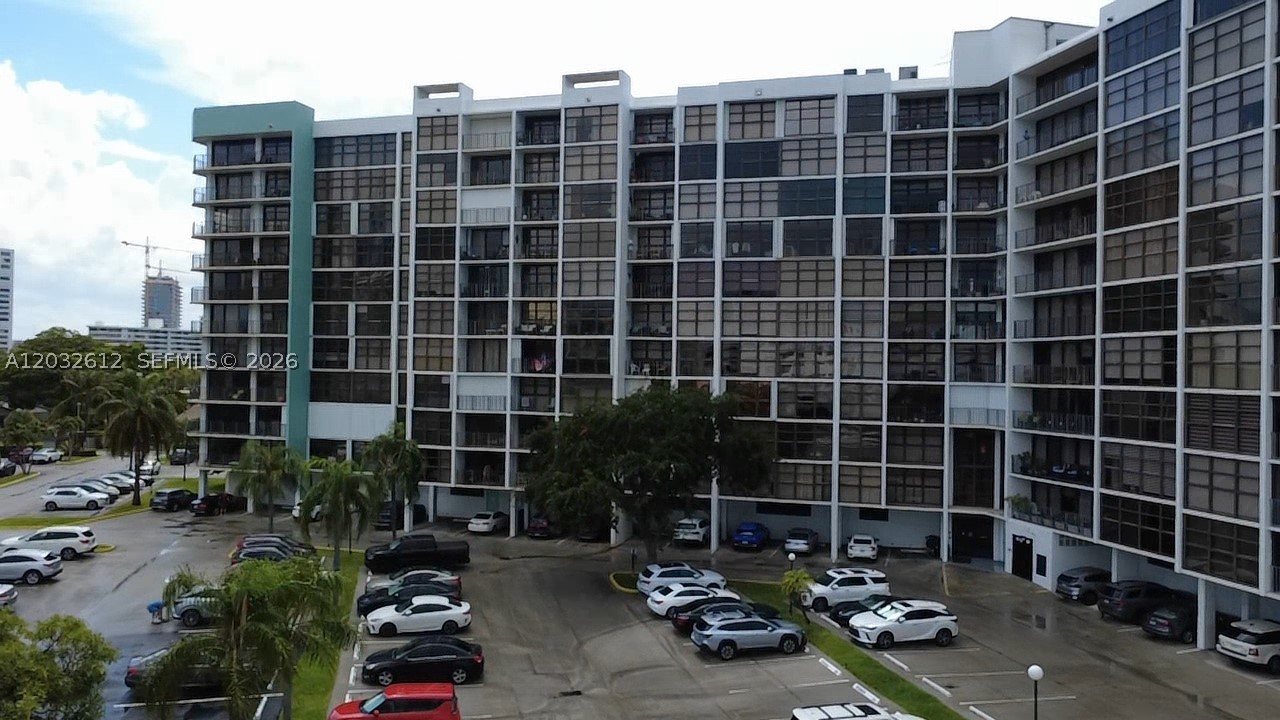 Hallandale Beach photo 4