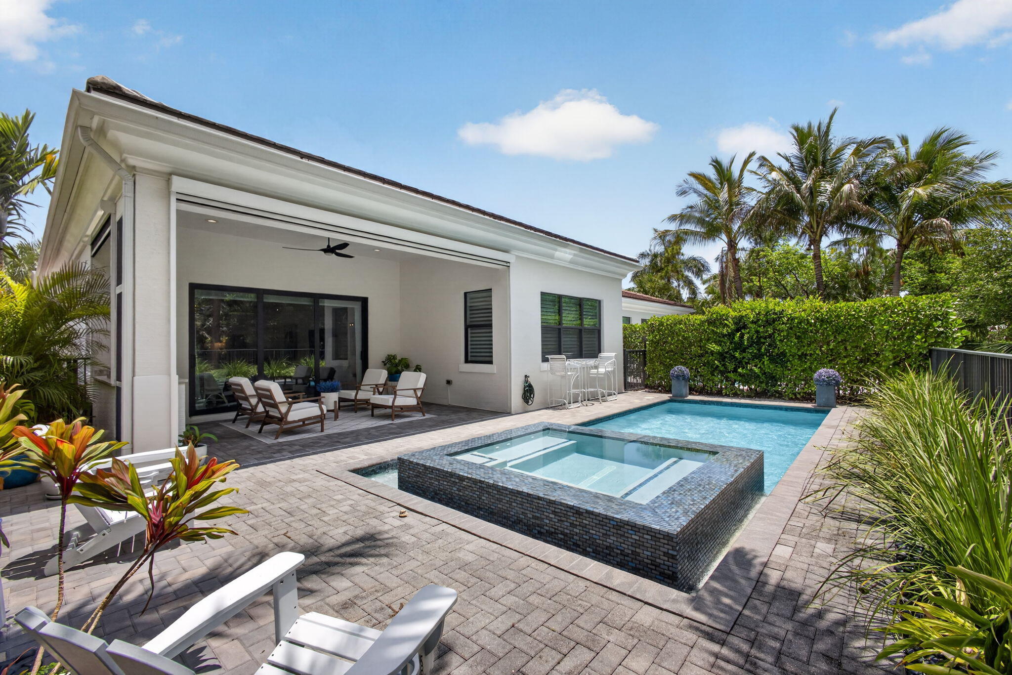 Palm Beach Gardens photo 2