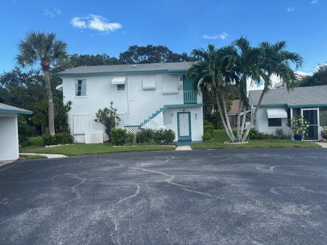 Palm Beach Gardens photo 1