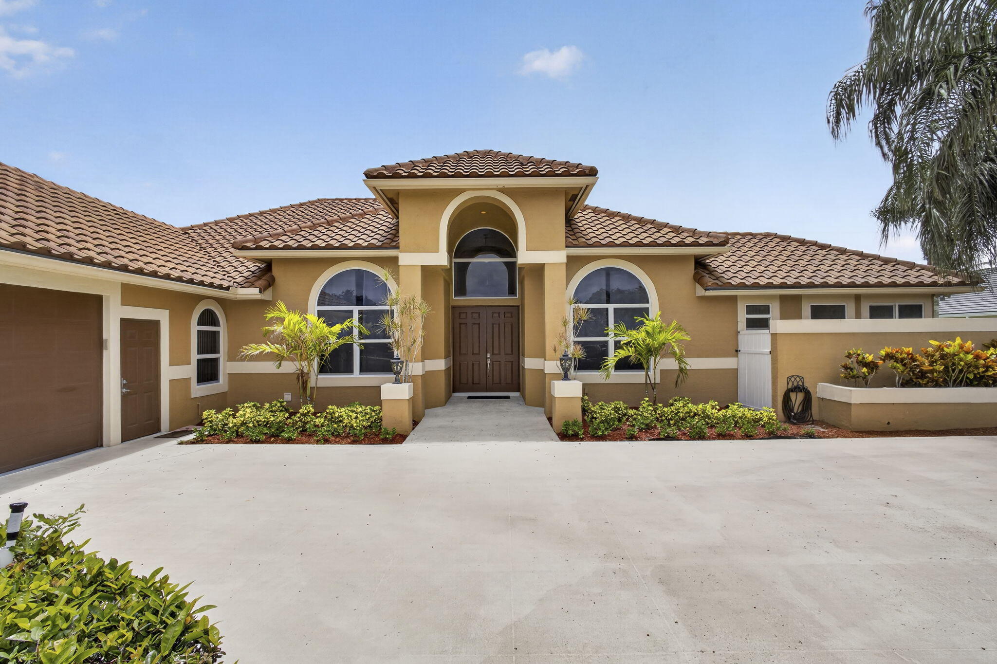 Palm Beach Gardens photo 3