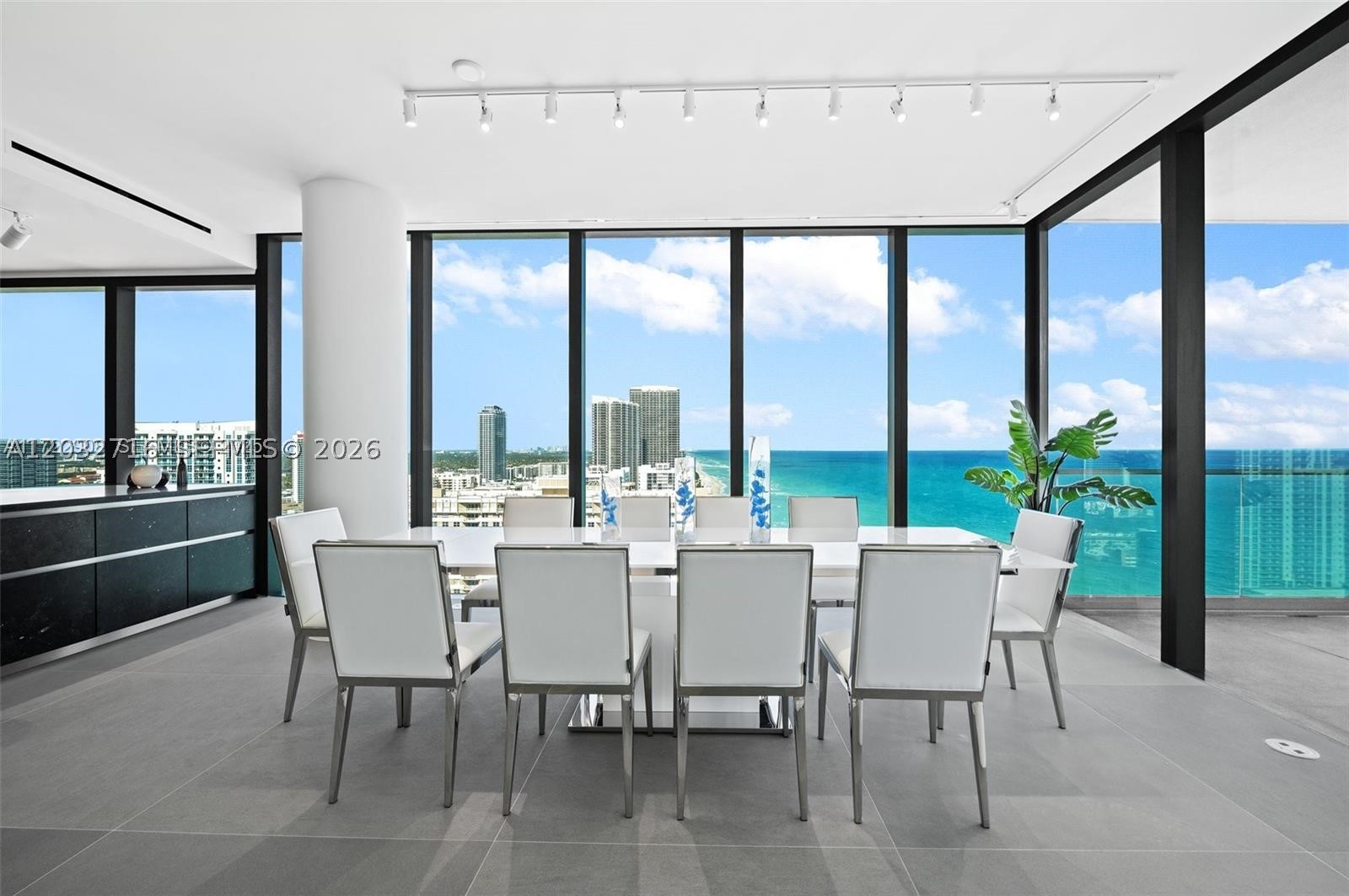 Hallandale Beach photo 4